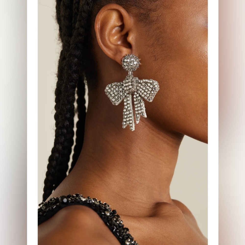 Oscar de la Renta Beaded Bow Earrings - Picture 5 of 8